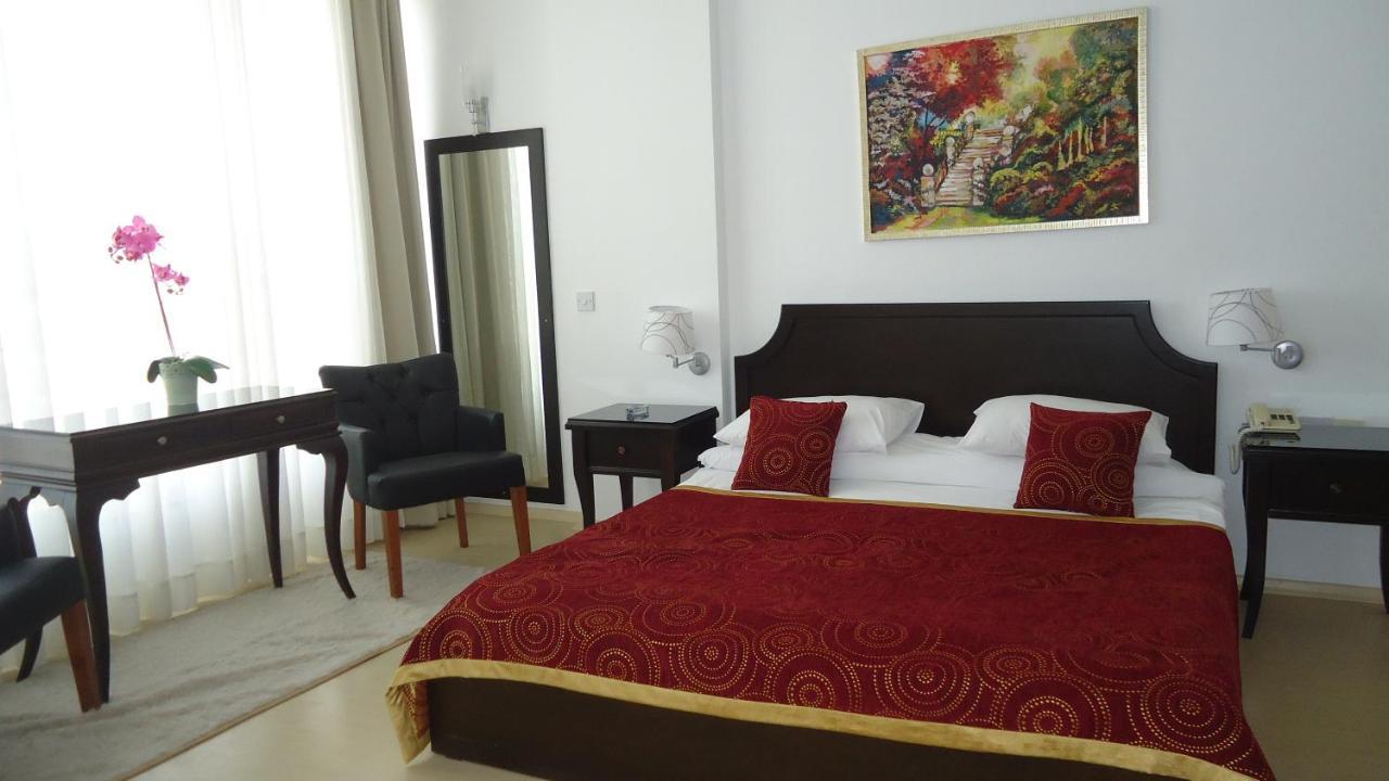 Ada Beach Hotel Krini Exterior foto
